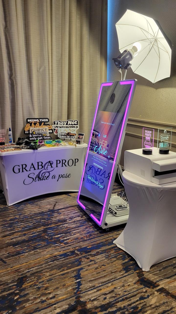 Magic mirror booth hire