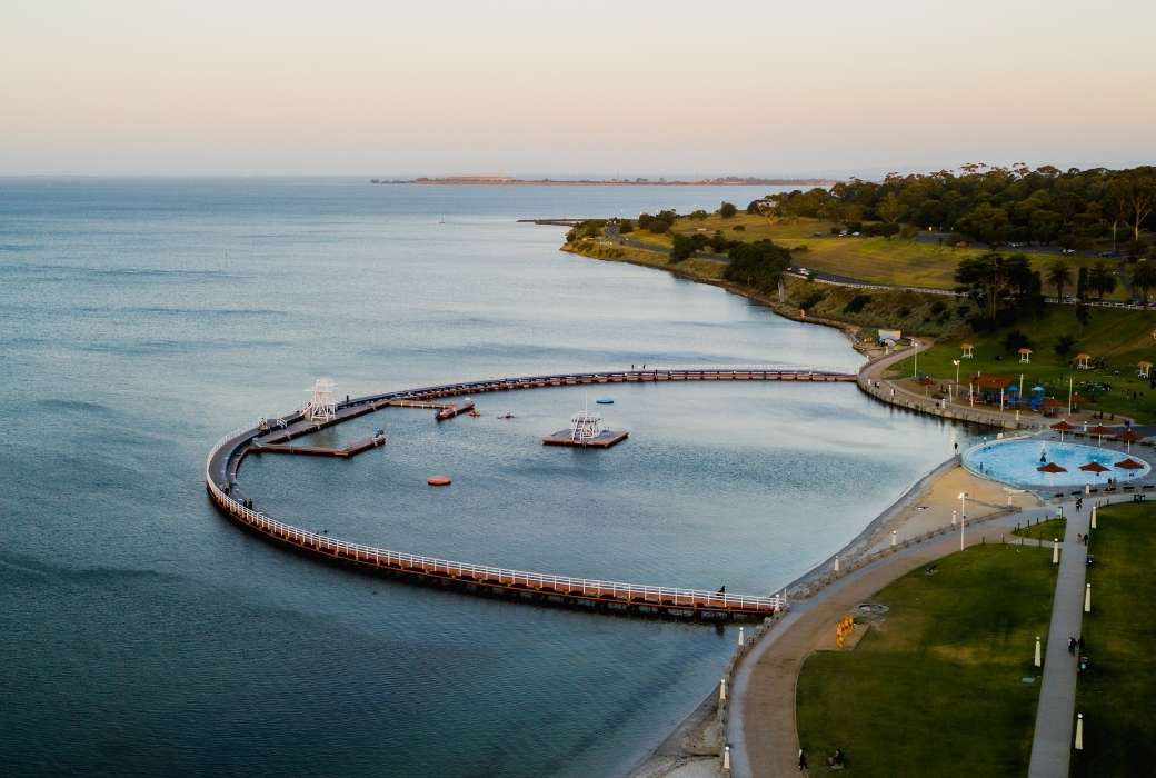 mirror photo booth for weddings Melbourne