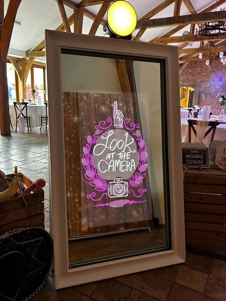 Melbourne Mirror photobooth