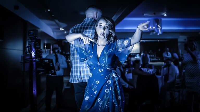 best 360 photo booth hire in melbourne for weddings