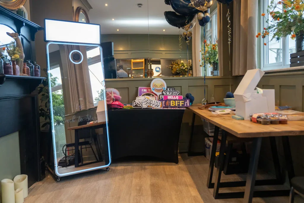 Mirror Photo Booth Melbourne