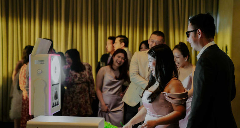 instant sharing photo booth melbourne