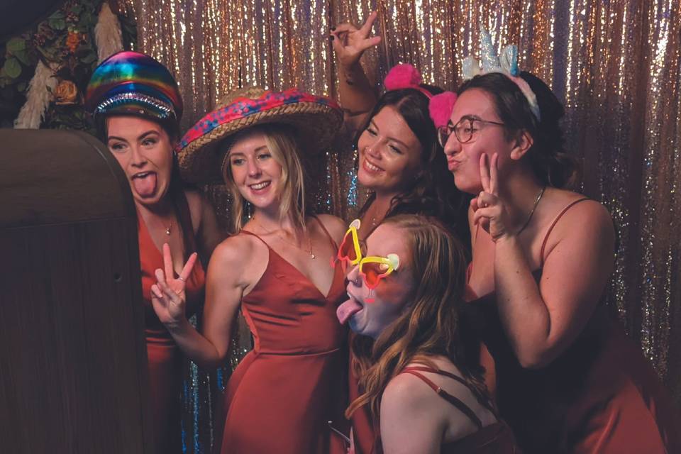 where can i rent a photo booth for a party in melbourne