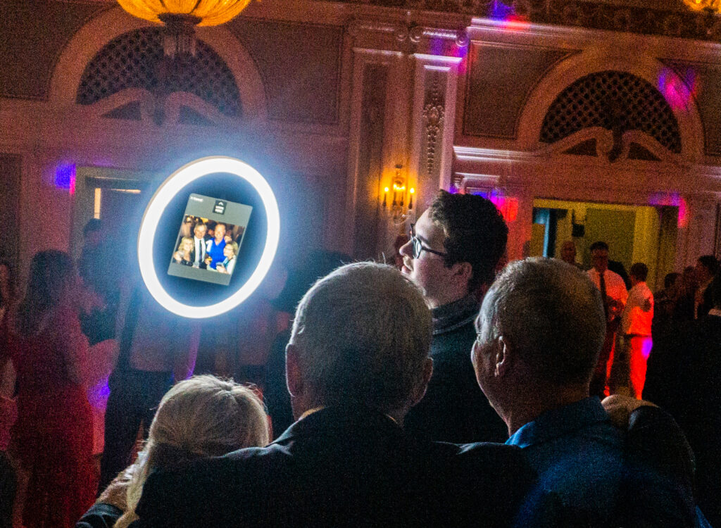 glam booth hire melbourne