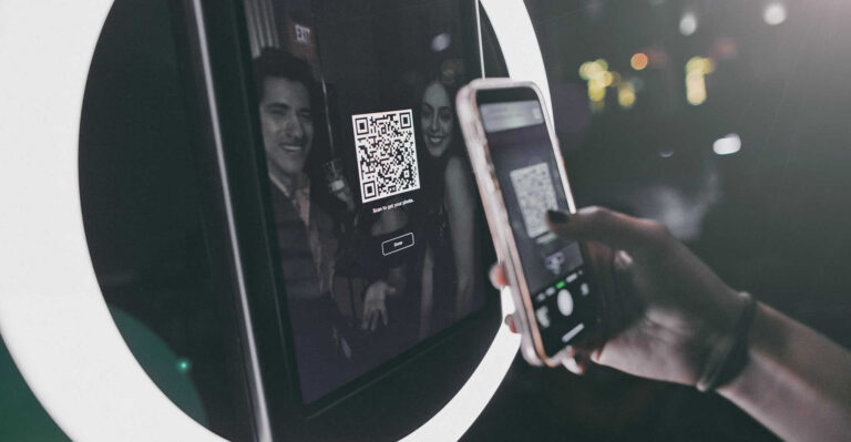 qr code photo booth melbourne