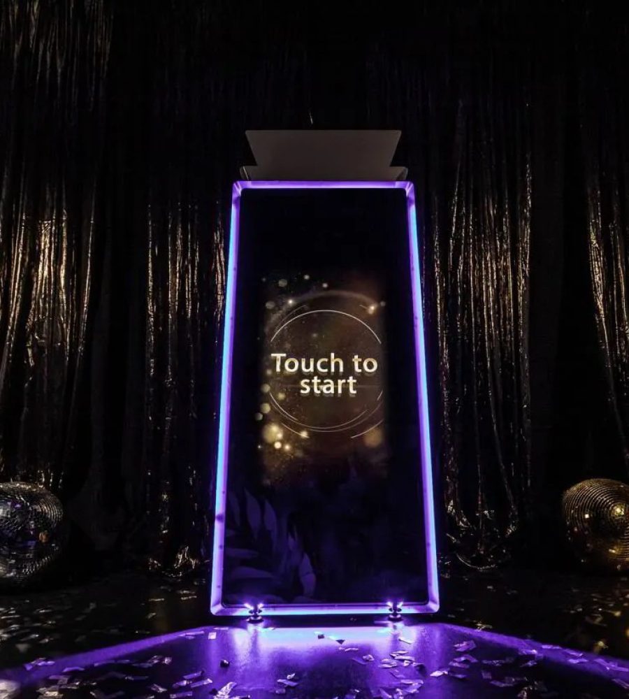 magic-mirror-photo-booth-rental-1-3757742